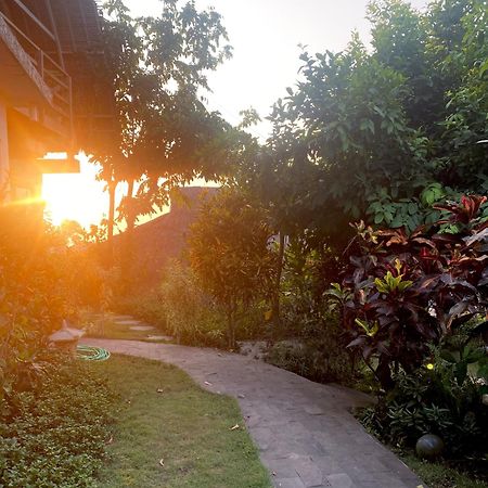 Vertical House Bali Uluwatu  Luaran gambar