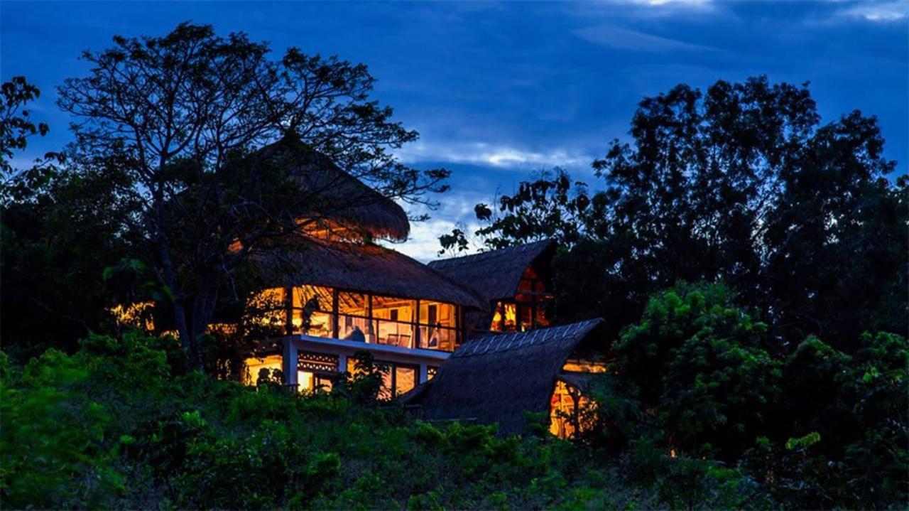 Vertical House Bali Uluwatu  Luaran gambar