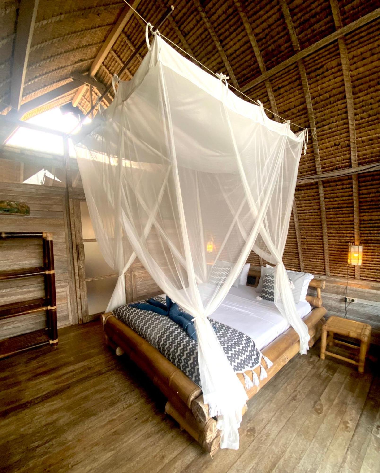 Vertical House Bali Uluwatu  Luaran gambar